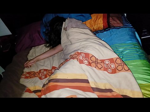 ❤️ Stiefzoon die zijn jonge stiefmoeder berispt terwijl ze slaapt. ❌ Super sex at nl.serviporno.ru ❌